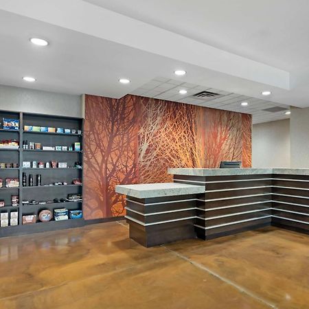 Best Western Plus Lakeview Hotel Madison Экстерьер фото