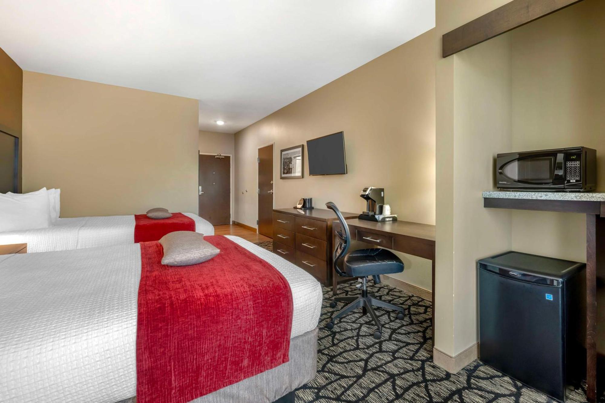 Best Western Plus Lakeview Hotel Madison Экстерьер фото