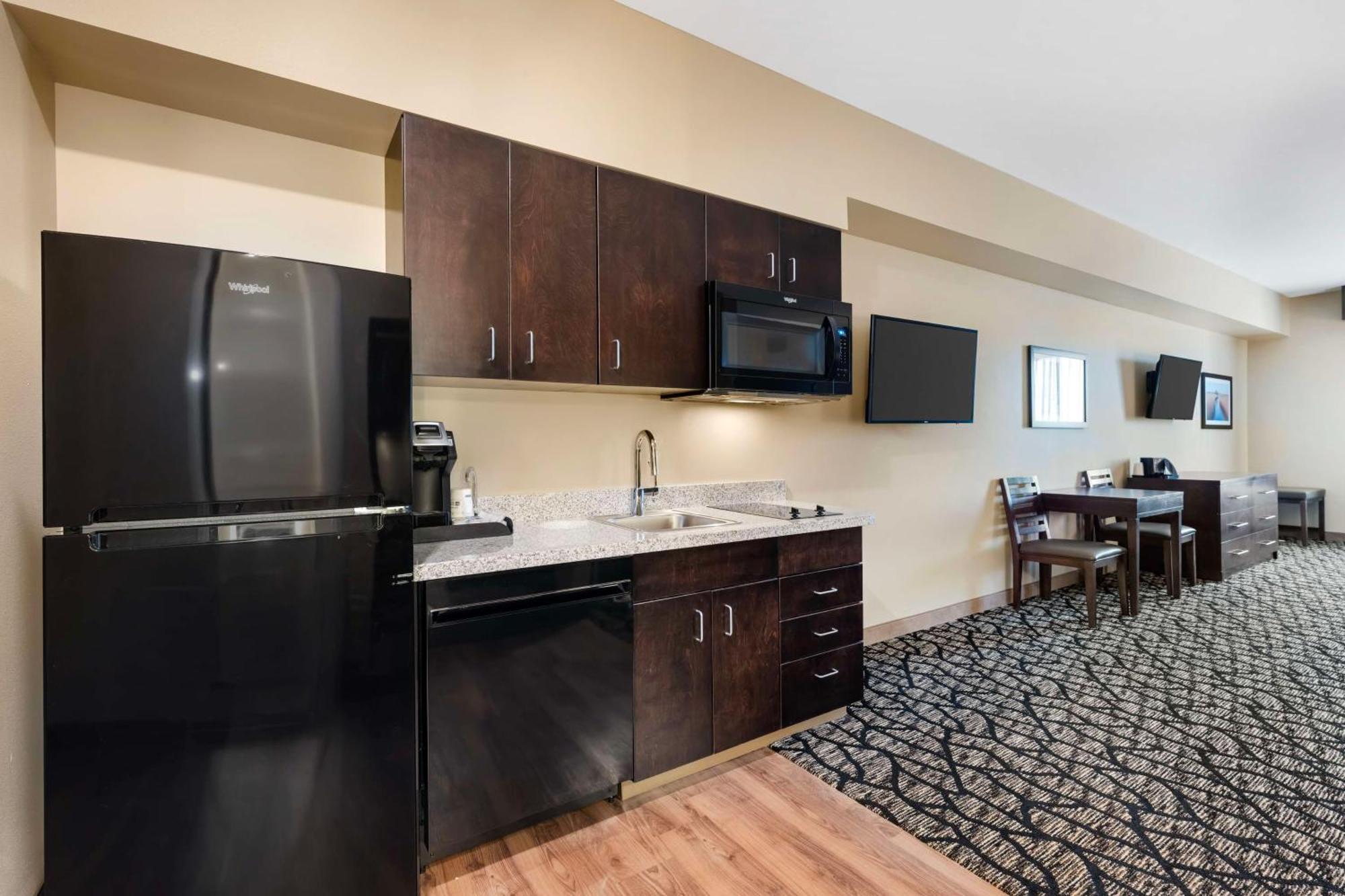 Best Western Plus Lakeview Hotel Madison Экстерьер фото